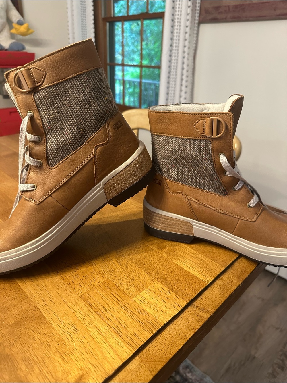 Warm Womans Merrell Brown Leather & Tweed Lace-Up Boots